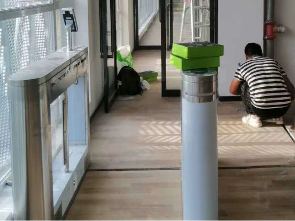 學(xué)校通道門禁系統(tǒng)怎么選擇？來看這里！