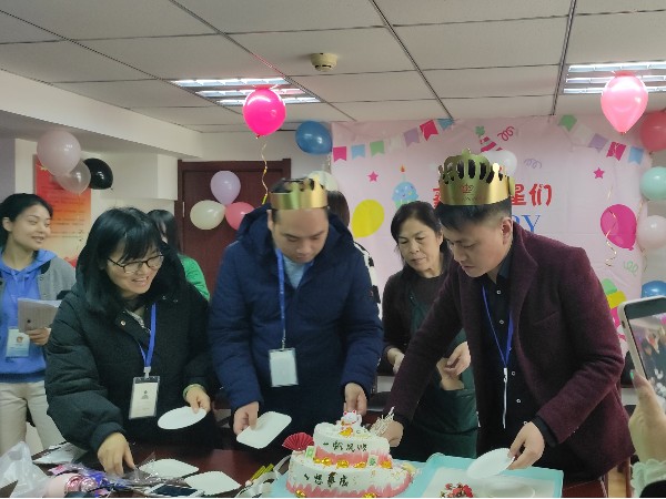 陜西鑫安安防2021年第四季度員工生日會(huì)，感謝有你，一路同行！